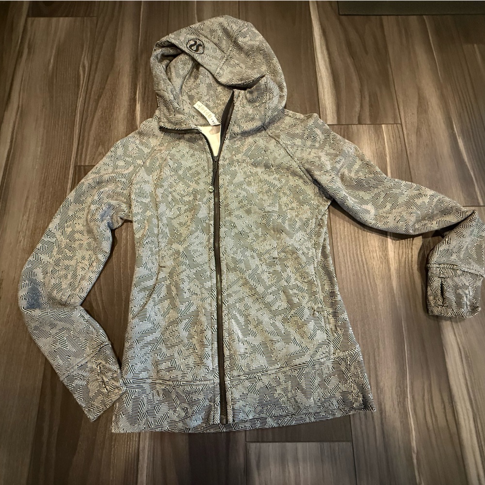 Lululemon Athletica Seawheeze Scuba Hoodie - like new